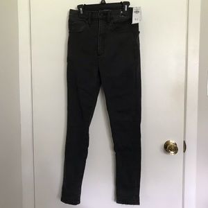 Women’s Ultra High Rise Super Skinny Jeans Short